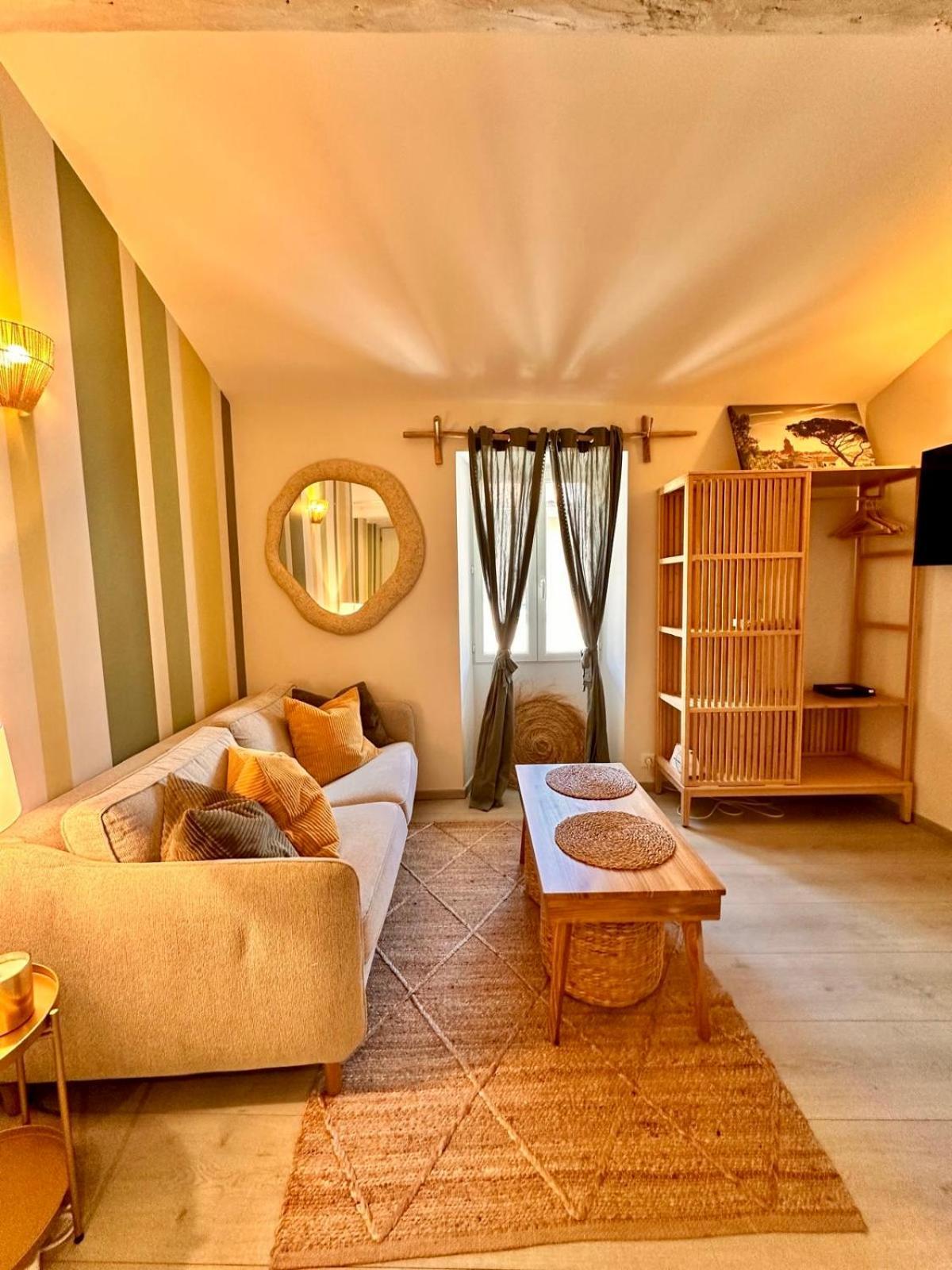 Cozy Le Cedre, Port De Tropez Appartement *